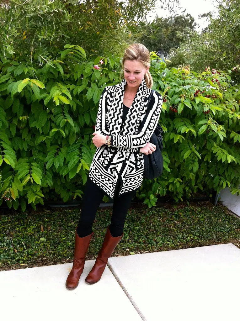 Brown with Black? YES! C. Style Blog black with brown boots, black zara jeggings, black and cream urban outfitters sweater, black and white open cardigan, black and white urban outfitters sweater, frye boots in cognac, nordstrom frye boots, melissa button frye boots, c. style blog, cstyleblog, carly lee, carly s. lee, c-style blog